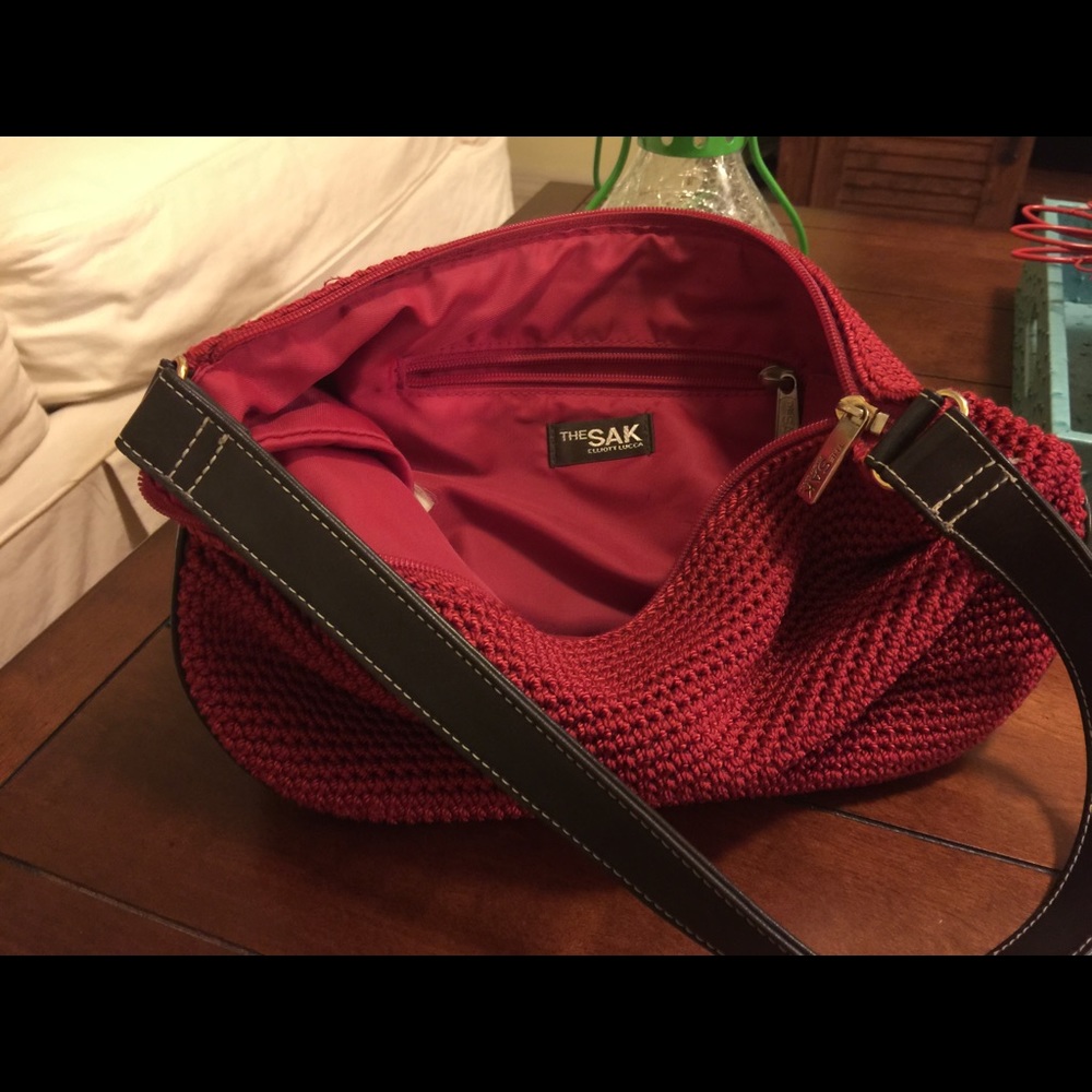 THE SAK ELLIOTT LUCA CROCHETED HANDBAG.